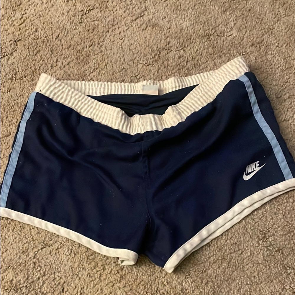 Vintage 1970s Nike Women's Navy Blue Shorts size Medium